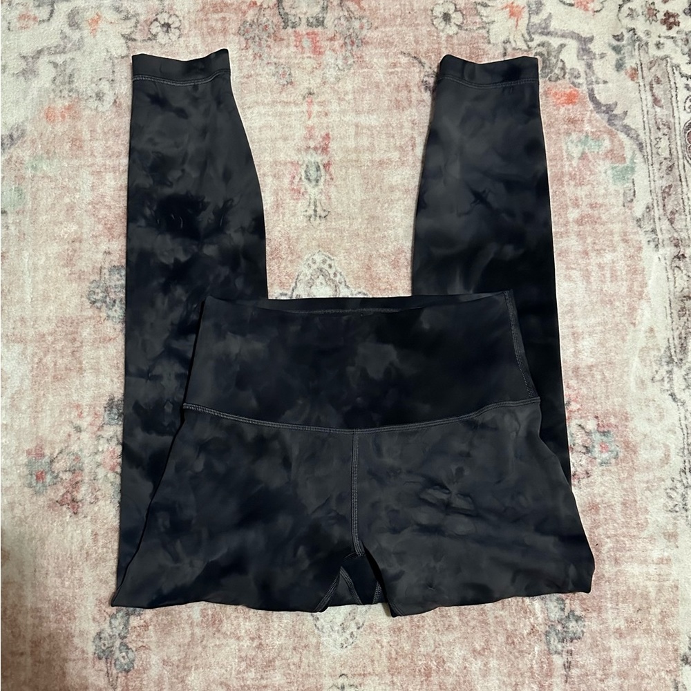Lululemon Wunder Train High Rise Tight 25” Size 6